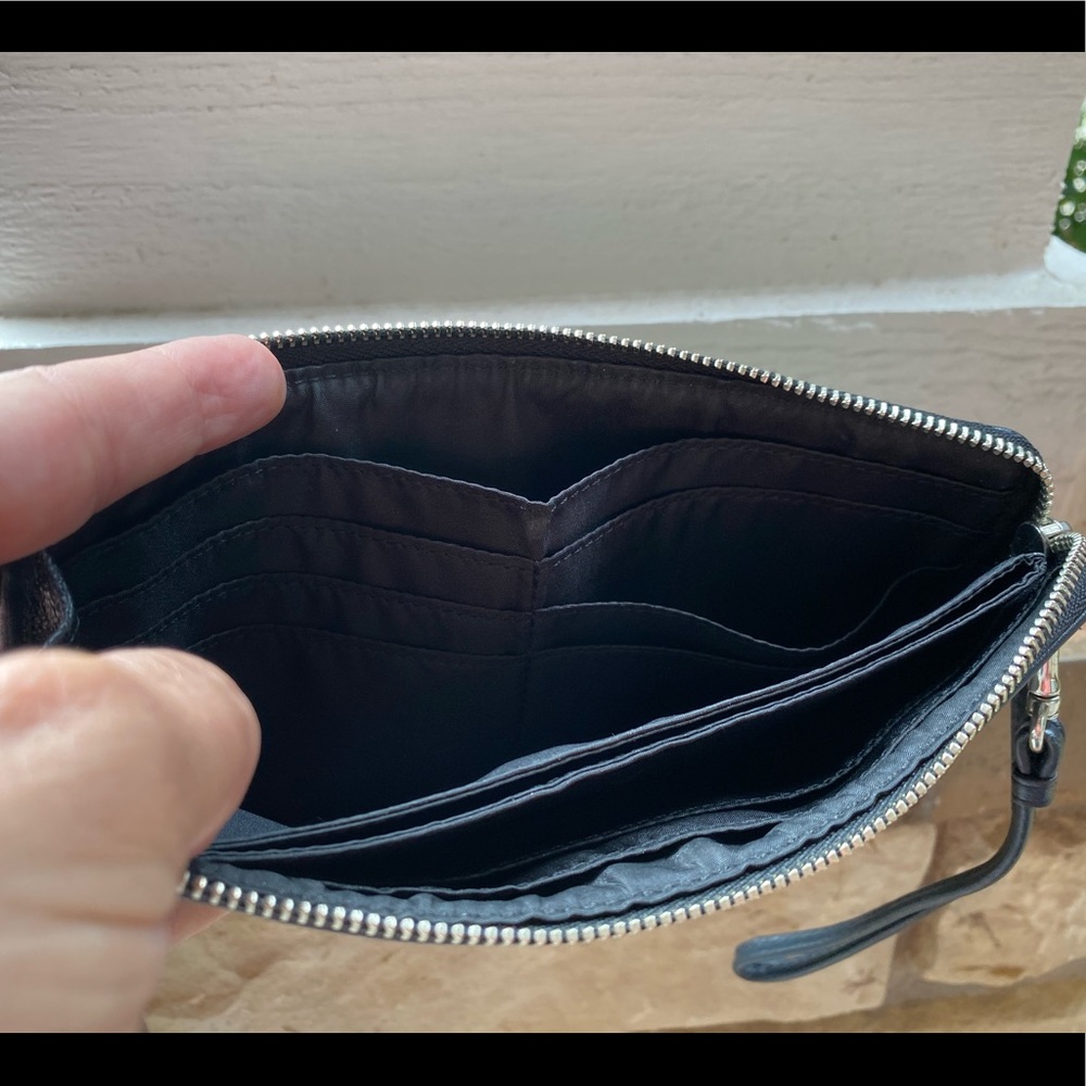 Coach Wallet - Picture 4 of 8